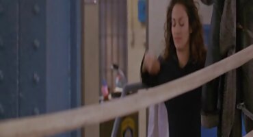 ഒരു നല്ല പാദത്തിൽ നിന്ന് ചൂടുള്ള ബ്ളോഗ്, പാദരക്ഷകൾ