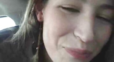 യോനിയിൽ നക്കി സമനിരപ്പുണ്ടാക്കുകയും കോഴി