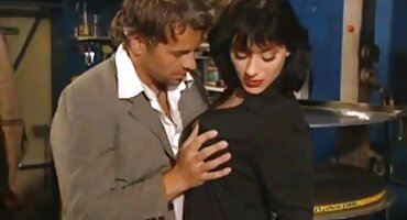 ബസ്റ്റി ലാറ്റിന ഉപേക്ഷിക്കില്ല പിക്കപ്പ് കോഴി