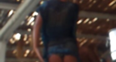 അമ്മ സുഹൃത്ത് കഠിനമായ സെക്സ് അവളുടെ മകൻ വശീകരിച്ചു