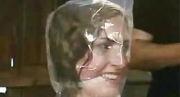 അനലോഗ് കൈകൊണ്ട് സുഗമമായി ഒരു ചൂടുള്ള ഫക്ക് നീക്കി