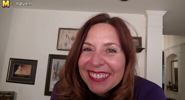 കഴുത്തിൽ അനൽ പ്ലഗ് ഉപയോഗിച്ച് വിക്സന്റെ കോസ്പ്ല വോൾപിൽ വീട്ടിൽ അശ്ലീലം