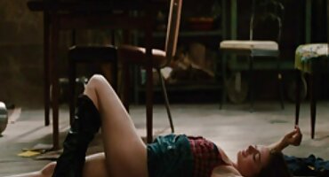 ഹാർഡ് സെക്സ് ദമ്പതികൾക്ക് പുതിയ അനുഭവങ്ങൾ നൽകി