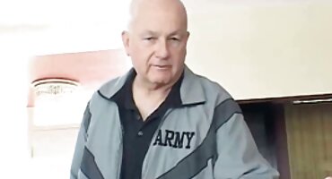 ഒരു സുതാര്യമായ ഡിൽഡോ ഉപയോഗിച്ച് എന്റെ പുഷ്പം സ്വയംഭോഗത്തിൽ നിന്ന് ഒഴുകുന്നു!