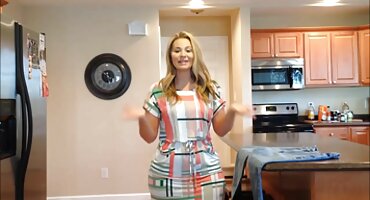 അച്യുതാനന്ദന് ഓരോ ദിവസവും വികാരാധീനനായ സെക്സ് അവളുടെ കാമുകൻ സന്തോഷിക്കുന്നു