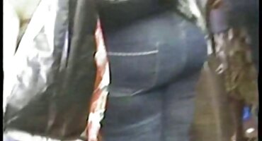 ഡ്രസ്സിംഗ് റൂമിൽ കാമുകി നിന്ന് മുലയൂട്ടൽ