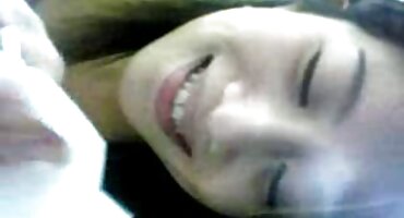 ഓഫീസിലെ രണ്ട് പുരുഷന്മാര് ചേര്ന്ന് ഇറുകിയ കഴുതയെ