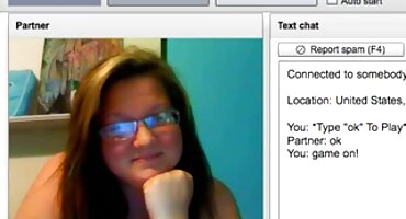 ആദ്യത്തെ ഫക്ക് ഭാര്യ വിലയേറിയ അടിവസ്ത്രം ശ്രമിക്കുന്നു