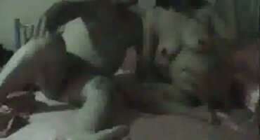 ക്യാമറയിൽ ഡിന്നർ ഗംഭീരമായ സെക്സ് നന്ദി