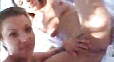 ബേബി ബ്രാ ചാടി കോഴി