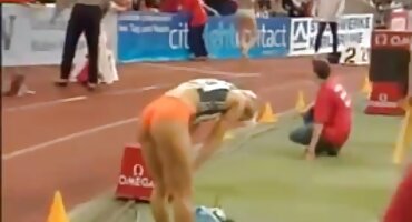 ഏഷ്യൻ ചുവന്ന പുസ്സി - കിടപ്പറയിൽ അങ്ങനെ ചൂട്