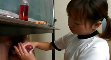 കാമുകന്റെ കാമുകനുമായി ലൈംഗിക ബന്ധത്തിൽ ഏർപ്പെടാൻ പെൺകുട്ടി ആഗ്രഹിച്ചു