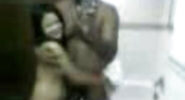 ഗ്ലാസ് കൊണ്ട് ഷേവ് ചെയ്തു സമനിരപ്പുണ്ടാക്കുക ഇറുകിയ കോഴി