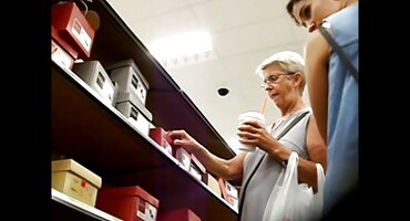 വീട്ടിൽ കൊണ്ടുവന്നു ഒരു അപരിചിതൻ കോപ്പിയടിച്ചു