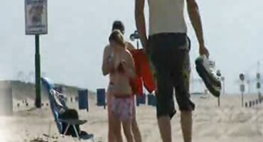 മുപ്പതു വയസ്സുള്ള സുന്ദരിയായ സ്ത്രീ അവളുടെ വായിൽ ജോലി ചെയ്യാൻ വിസമ്മതിച്ചു