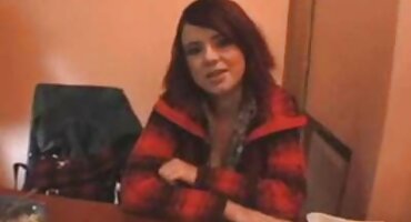 ഒരു അനലോഗ് ഉപയോഗിച്ച് ഒരു വിദേശിയുമായി ചർച്ച നടത്താൻ എളുപ്പമാണ്