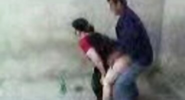 ഞാന് ആ പാവം പയ്യനെ പിടിച്ചു, കോഴിക്കു പകരം കഴുതയെ