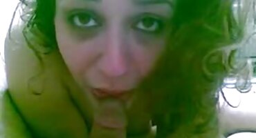 രണ്ട് കോഴികൾ കഴുത പെൺകുട്ടികൾ