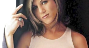 ഒരു ഹുഡിൽ ഫക്കിംഗ് ചെയ്യുന്നതിനേക്കാൾ നല്ലത് സ്ട്രാപ്പൺ കഴുതയിൽ