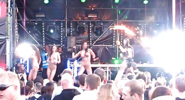 ഒരു അപ്പാർട്ട്മെന്റ് എളുപ്പത്തിൽ വാടകയ്ക്ക് വലിയ കറുത്ത കോക്സ്