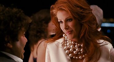 നഗ്നത ഒരു മനുഷ്യൻ ഒരു പിക്കപ്പ് കൊണ്ടുവന്നു അവളുടെ മുഖത്ത് കം കൊണ്ട് തെരുവിൽ നാറി ചെയ്തു