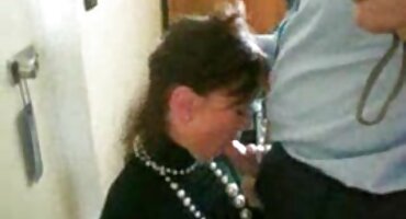 അവൻ ചുമ്മാ കുണ്ണ ഊമ്പി വലിച്ചു. ഞാൻ അവന്റെ വായിലേക്ക് കയറി