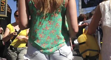 റഷ്യൻ സുന്ദരി ഒരു പുതിയ അനൽ സ്റ്റാർ മാറി