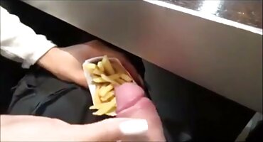 ബസ്റ്റി കോയിഡ് കോസ്പ്ല വാംപയർ റിയലിസ്റ്റിക് ഡിൽഡോ കൂടെ കളിക്കുന്നു