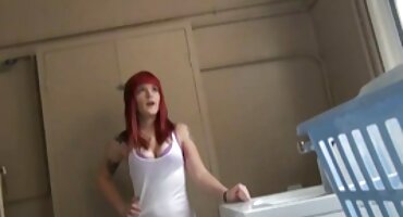 ഹാഹലിന്റെ നീണ്ട കോഴിക്ക് ഭ്രാന്ത് പിടിക്കുന്നു