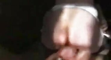 കിടപ്പുമുറിയിൽ യുവതിയുമായി അനൽ ഫക്ക്