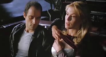 ലാറ്റിന അവളുടെ കാമുകന്റെ കോഴി സവാരി