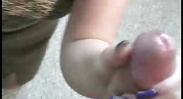 മുതിർന്ന ആർട്ടിസ്റ്റ് റഷ്യൻ ബേബി ചെക്ക്