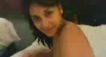 നീ കൺസോൾ കളിക്കുന്നു, ഞാൻ നിന്നെ കളിക്കുന്നു