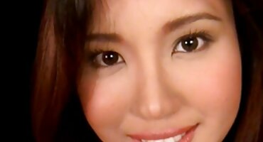 അവൾ ആഗ്രഹിച്ചതുപോലെ, കാമുകനൊപ്പം അടുക്കളയിൽ കാമുകൻ