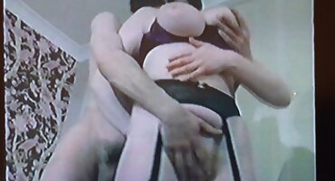 ഇടിച്ചുതുടങ്ങി hottie pussy and anal