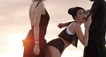 കറുത്ത ഗുണമേന്മയുള്ള പാഠം ബുസ്റ്റി സ്കൂൾ