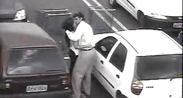 അയൽവാസിയായ വേശ്യാലയം നഗ്നചിത്രം