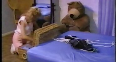 ഗ ഫിറ്റ് ഫിറ്റ്നസ് ലെസ്ബിയൻ കെയറുകളിൽ ഏർപ്പെടുക