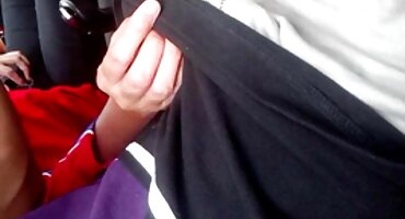 സുഹൃത്തുക്കൾ ഇരട്ട നുഴഞ്ഞുകയറാൻ അയൽക്കാരൻ ഫക്ക്