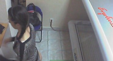 പ്രിയപ്പെട്ട ഒരാളുമായി ലൈംഗിക ബന്ധത്തിൽ നിന്ന് ഒളിച്ചോടുന്ന ഒരു സജീവ കോക്ക്സക്കർ