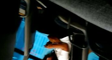 പരിചയസമ്പന്നനായ ഒരു ബ്ളോഗ് ഉപയോഗിച്ച് കട്ടിലിൽ കഷണ്ടി