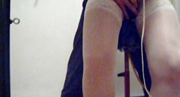 ഹോട്ട് ഓറൽ നിന്ന് യുവ പെൺകുട്ടി ഇവി