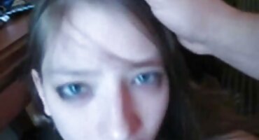 Brunette loves to give കാൻസർ to firefighter