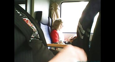 ലെസ്ബിയൻ നോവലുകൾ എഴുതുന്നു, ഫക്ക്സ് കെട്ടി പെൺകുട്ടി